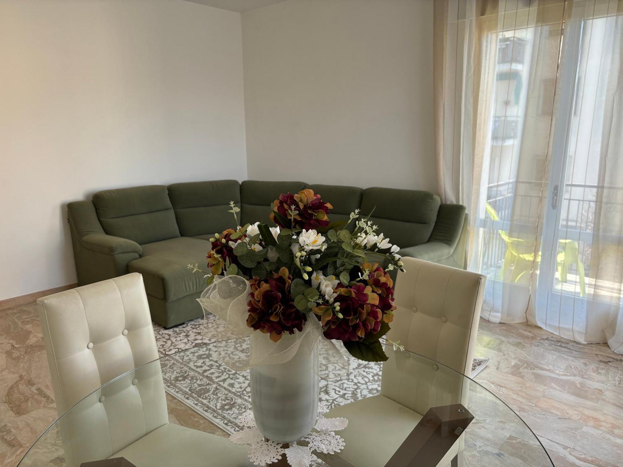 Apartment Sferica *